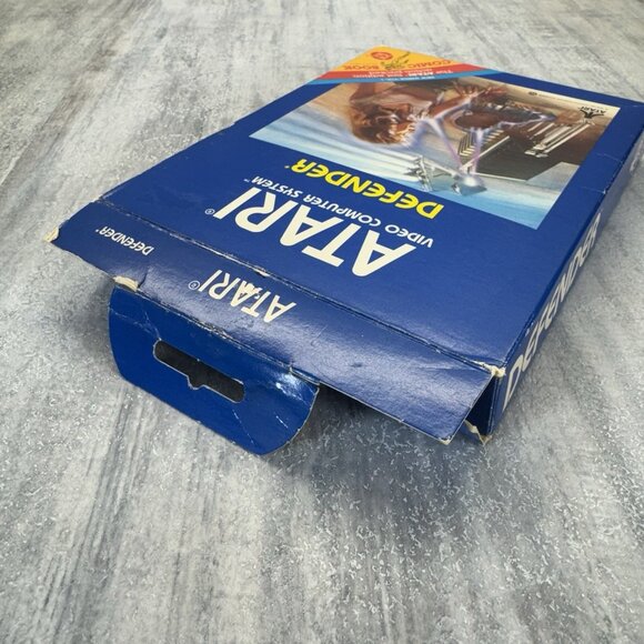 1981 Atari 2600 Defender with Box and Manual Vintage Video Game CIB - Picture 7 of 15